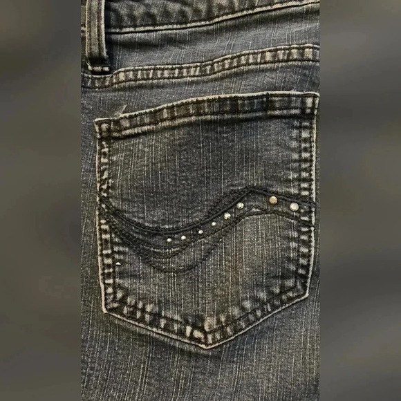 Lee, Size 10, Slender Secret Bootcut Denim - Picture 6 of 10